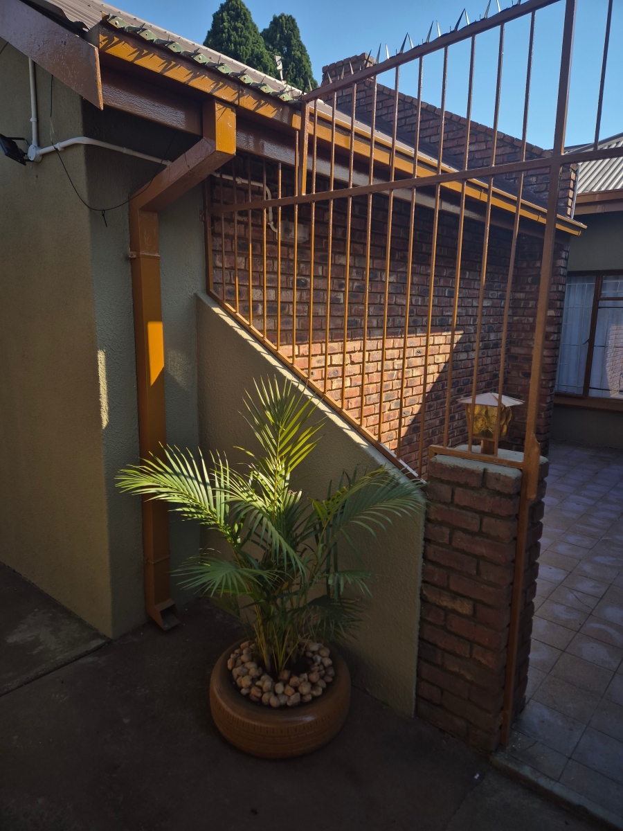 12 Bedroom Property for Sale in Potchefstroom North West